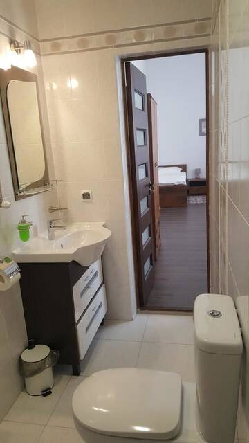 Фото номера Четырехместный номер с душем Отель Hotel Grazhina г. Новогрудок 4